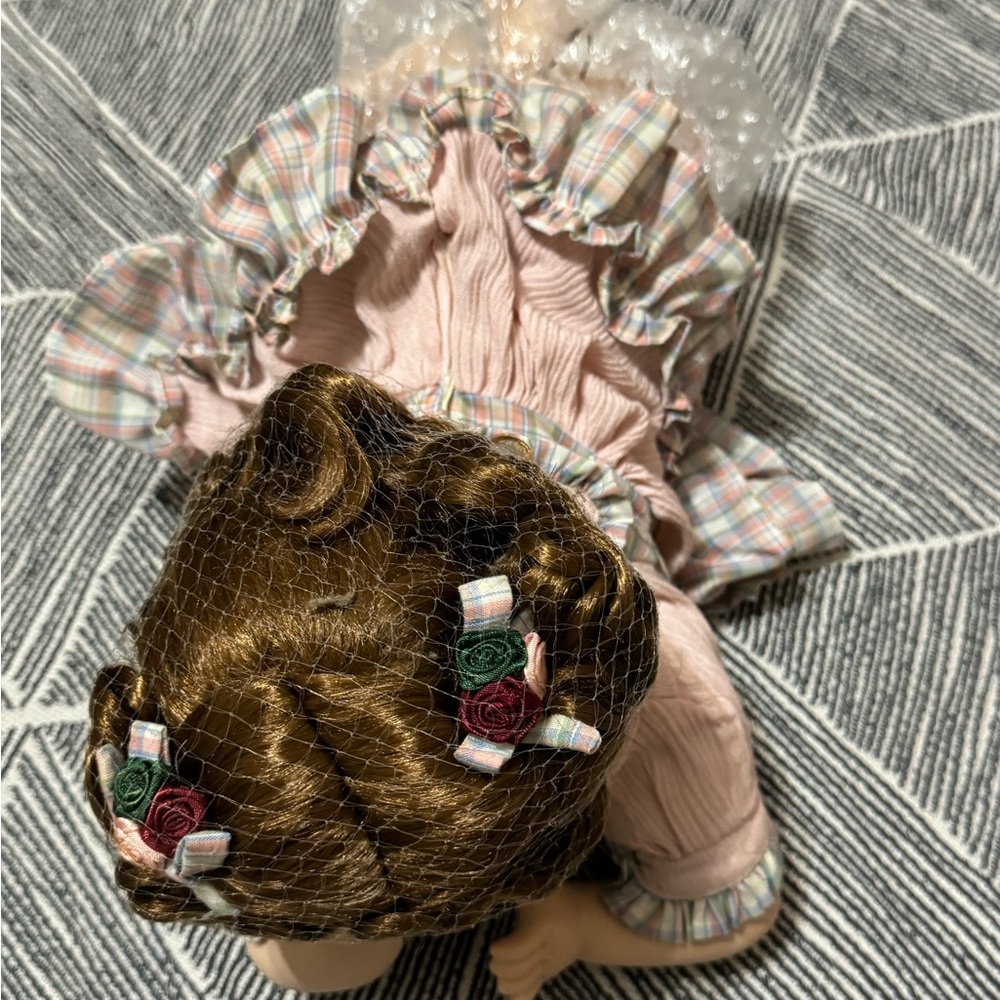 Porcelaine Girl Doll - Picture 3 of 5